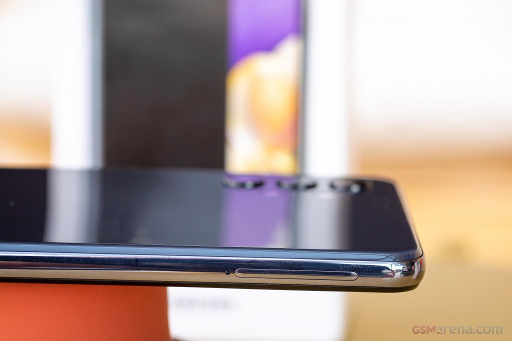 Samsung Galaxy A32 5G hands-on photo 7