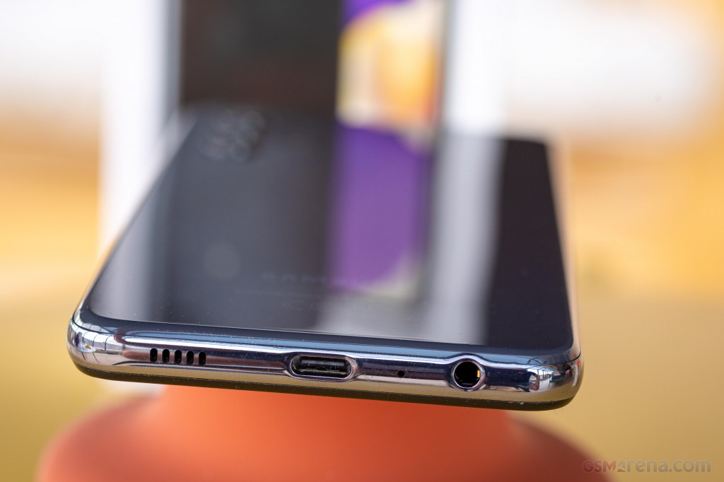 Samsung Galaxy A32 5G hands-on photo 10