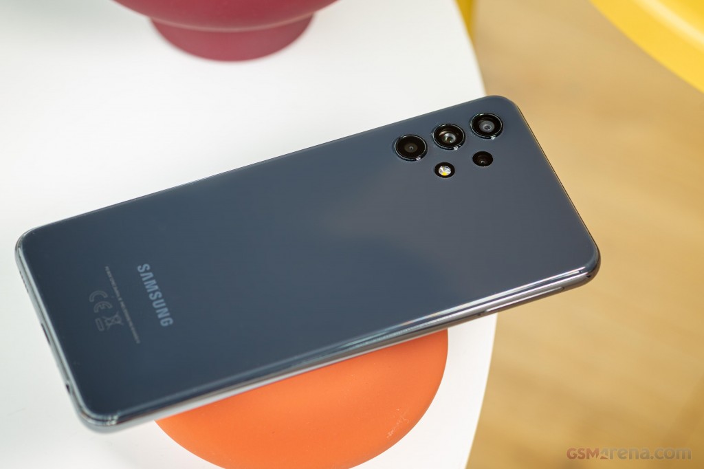 Samsung Galaxy A32 5G hands-on photo 11
