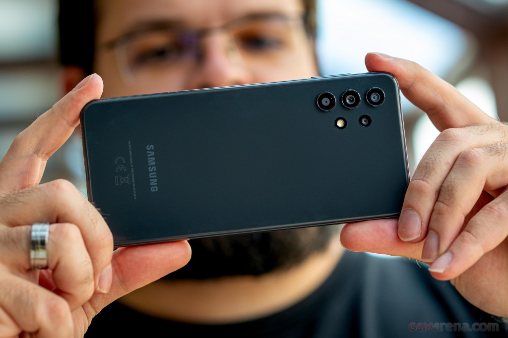Samsung Galaxy A32 5G hands-on photo 13