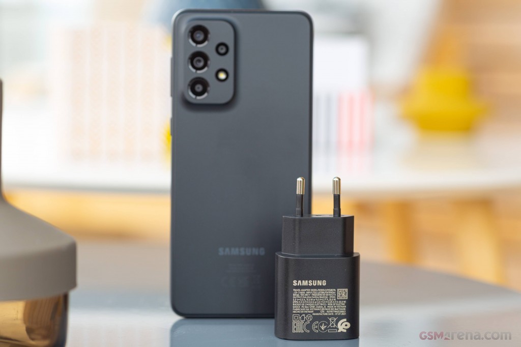 Samsung Galaxy A33 5G hands-on photo 4