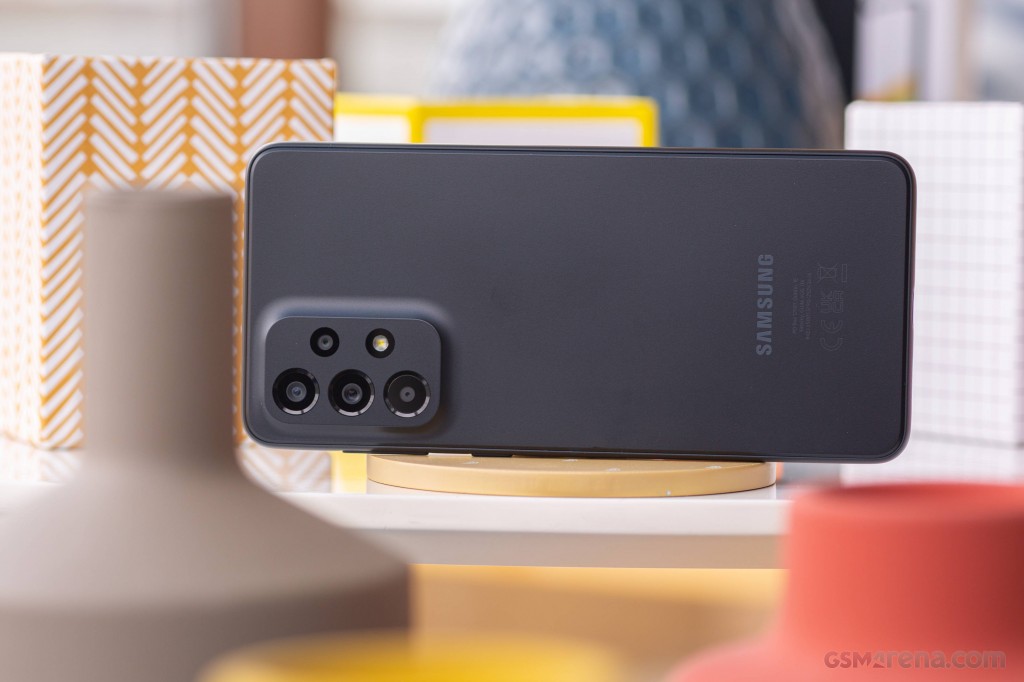 Samsung Galaxy A33 5G hands-on photo 22