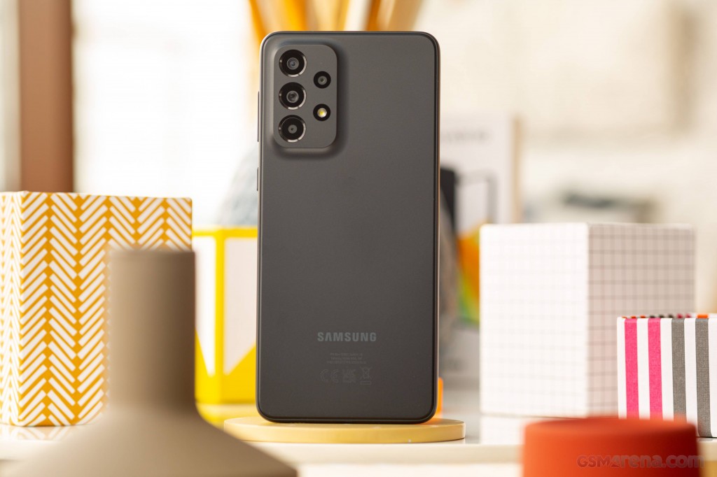 Samsung Galaxy A33 5G hands-on photo 23