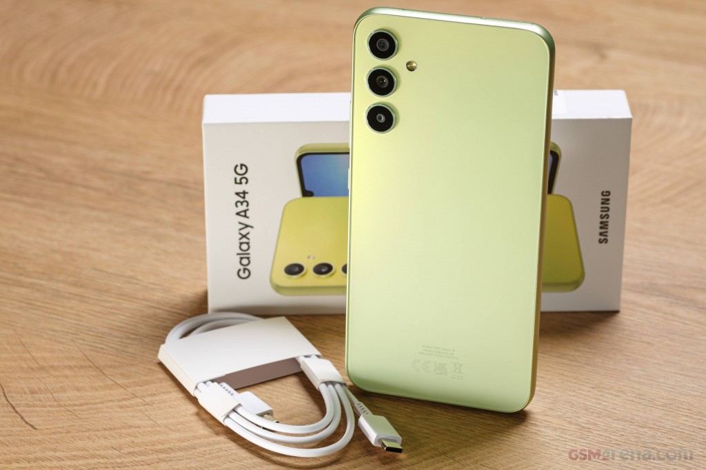 Samsung Galaxy A34 hands-on photo 1