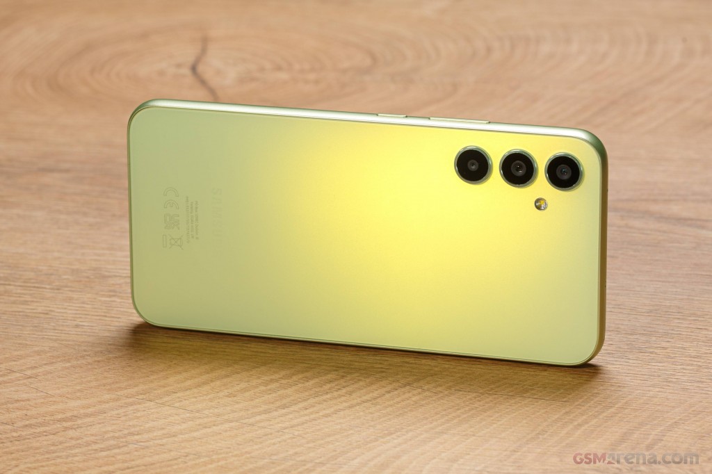 Samsung Galaxy A34 hands-on photo 4