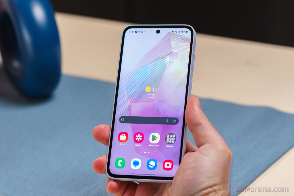 Samsung Galaxy A35 hands-on photo 13