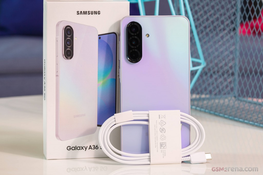 Samsung Galaxy A36 hands-on photo 1