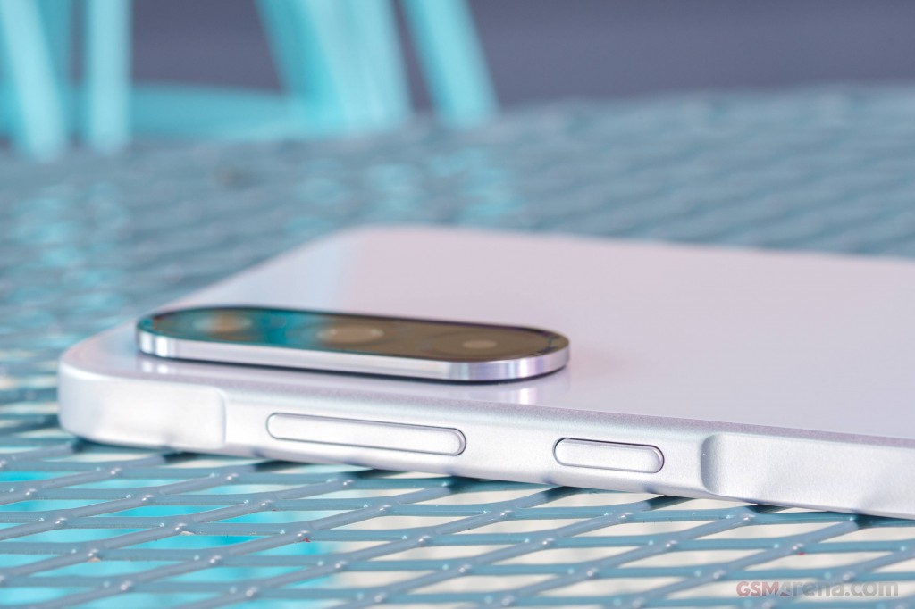 Samsung Galaxy A36 hands-on photo 12