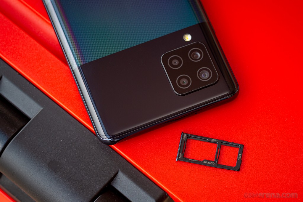 Samsung Galaxy A42 5G hands-on photo 1