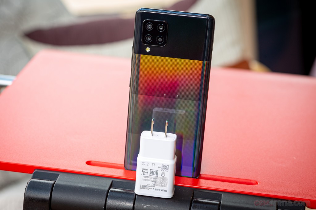 Samsung Galaxy A42 5G hands-on photo 7