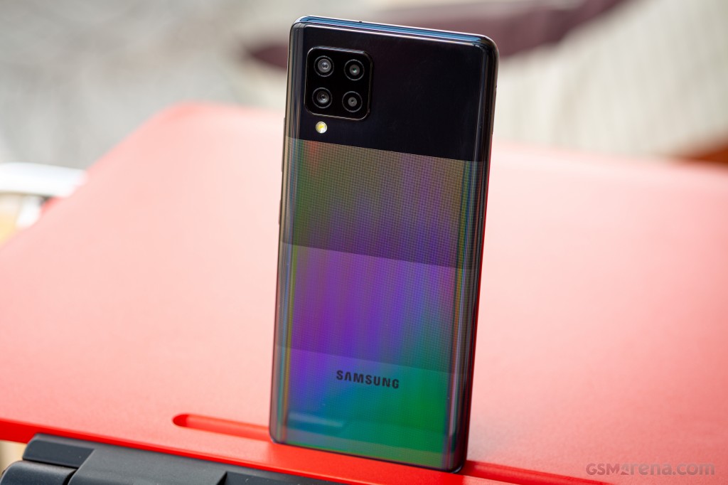 Samsung Galaxy A42 5G hands-on photo 8