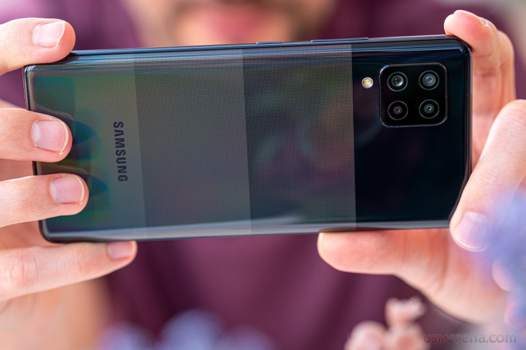 Samsung Galaxy A42 5G hands-on photo 25