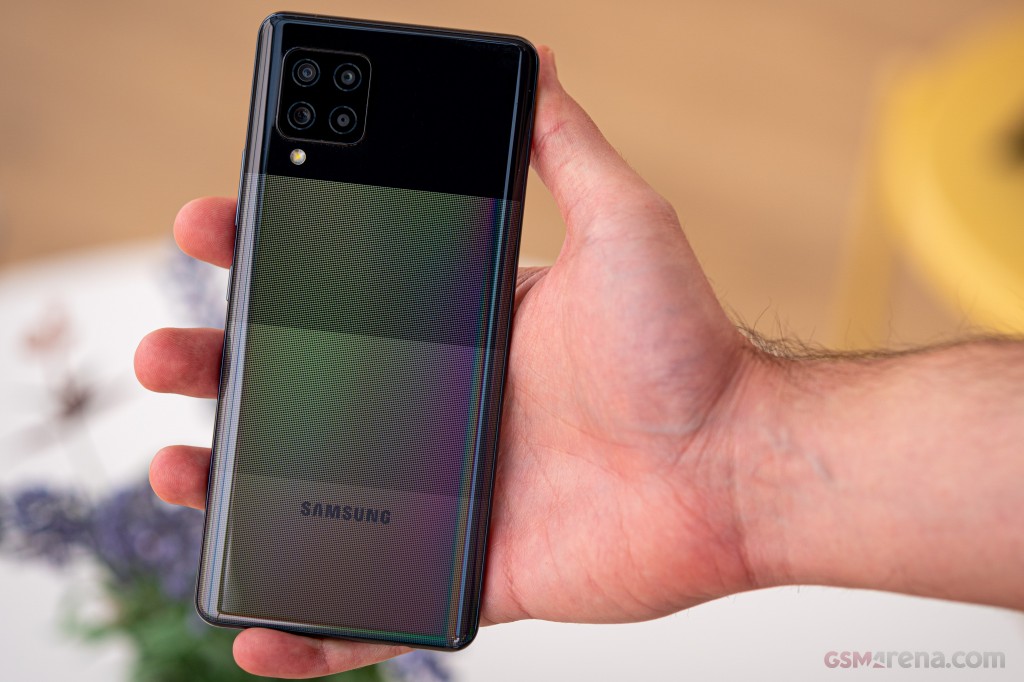 Samsung Galaxy A42 5G hands-on photo 27