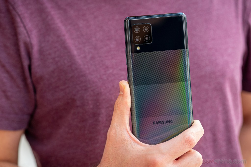 Samsung Galaxy A42 5G hands-on photo 28
