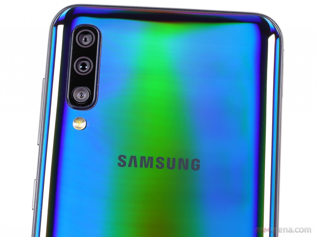 Samsung Galaxy A50 hands-on photo 5