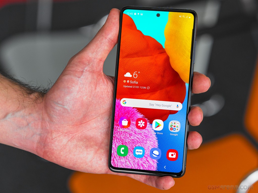 Samsung Galaxy A51 hands-on photo 9