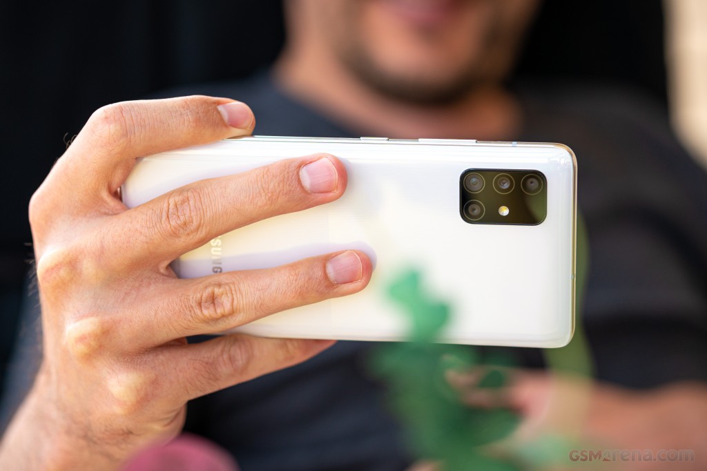 Samsung Galaxy A51 5G hands-on photo 23