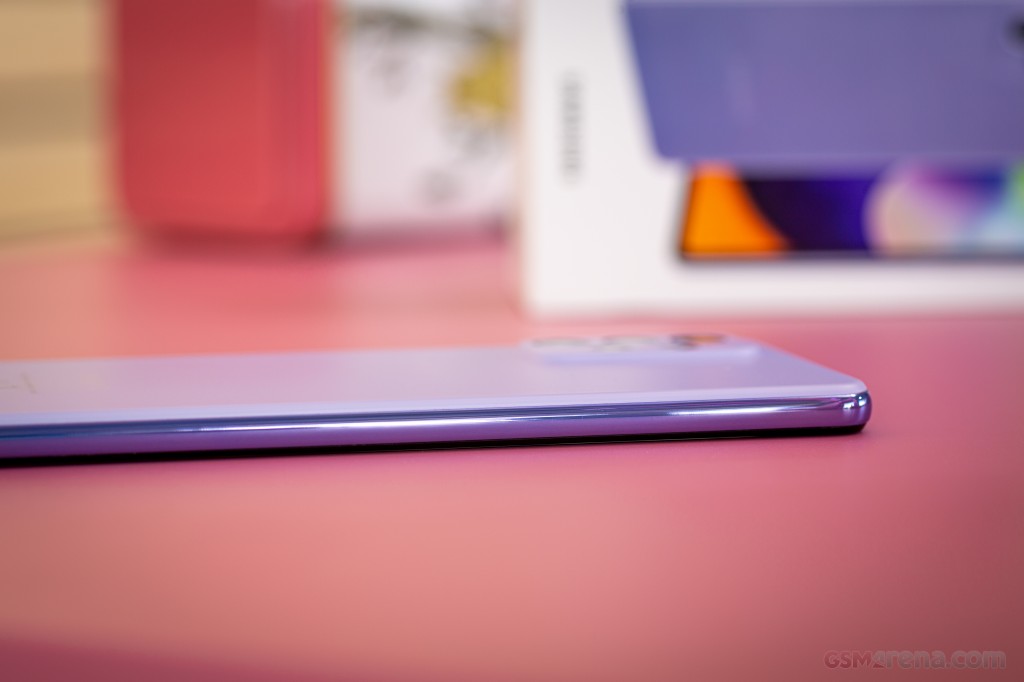 Samsung Galaxy A52 hands-on photo 4