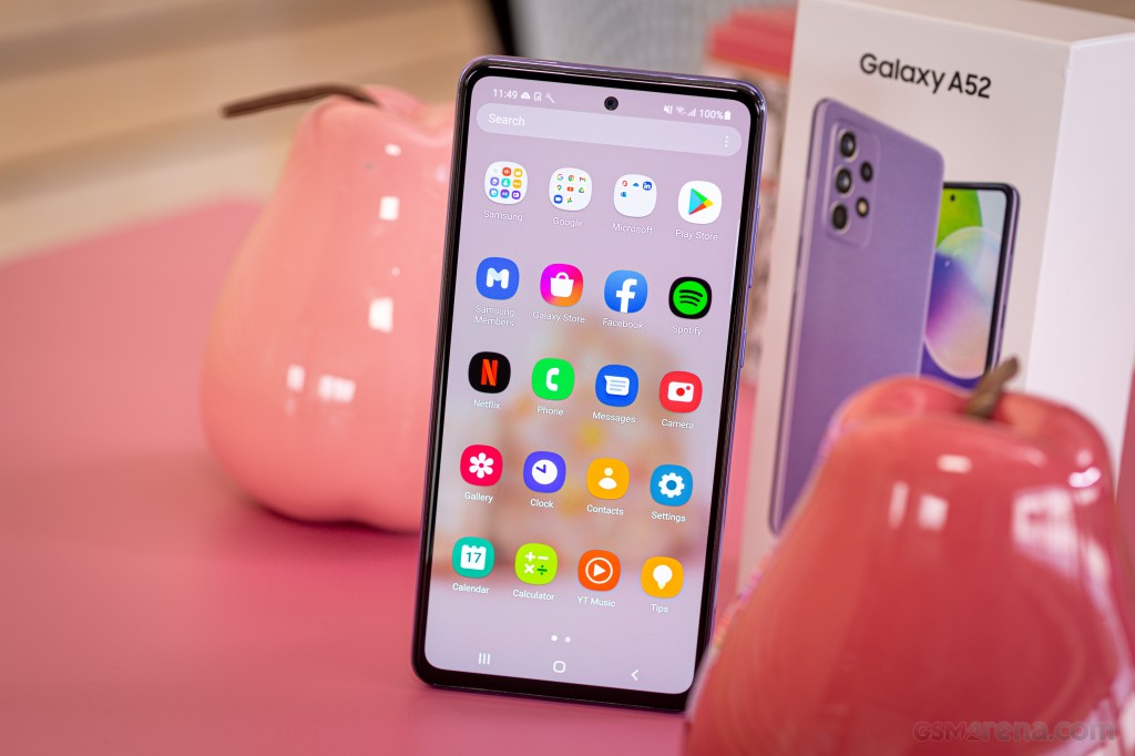 Samsung Galaxy A52 hands-on photo 11