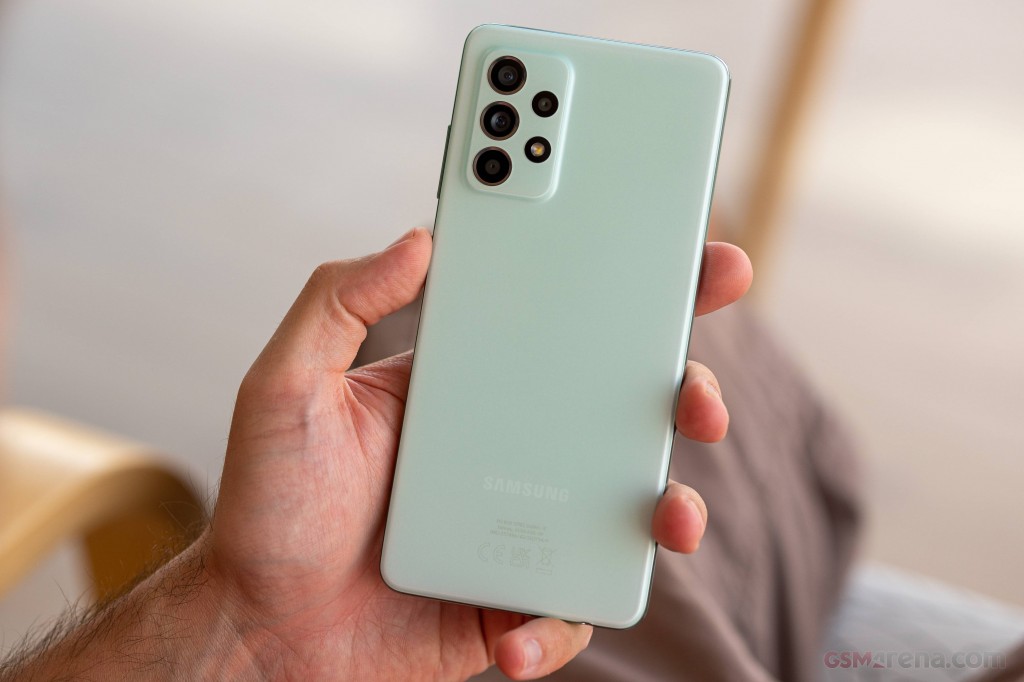 Samsung Galaxy A52s 5G hands-on photo 15