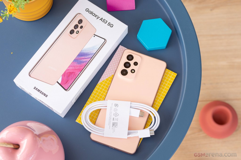 Samsung Galaxy A53 5G hands-on photo 1