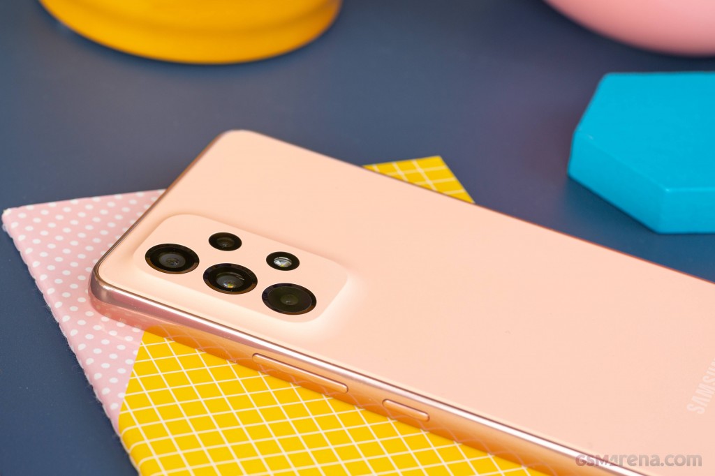 Samsung Galaxy A53 5G hands-on photo 12
