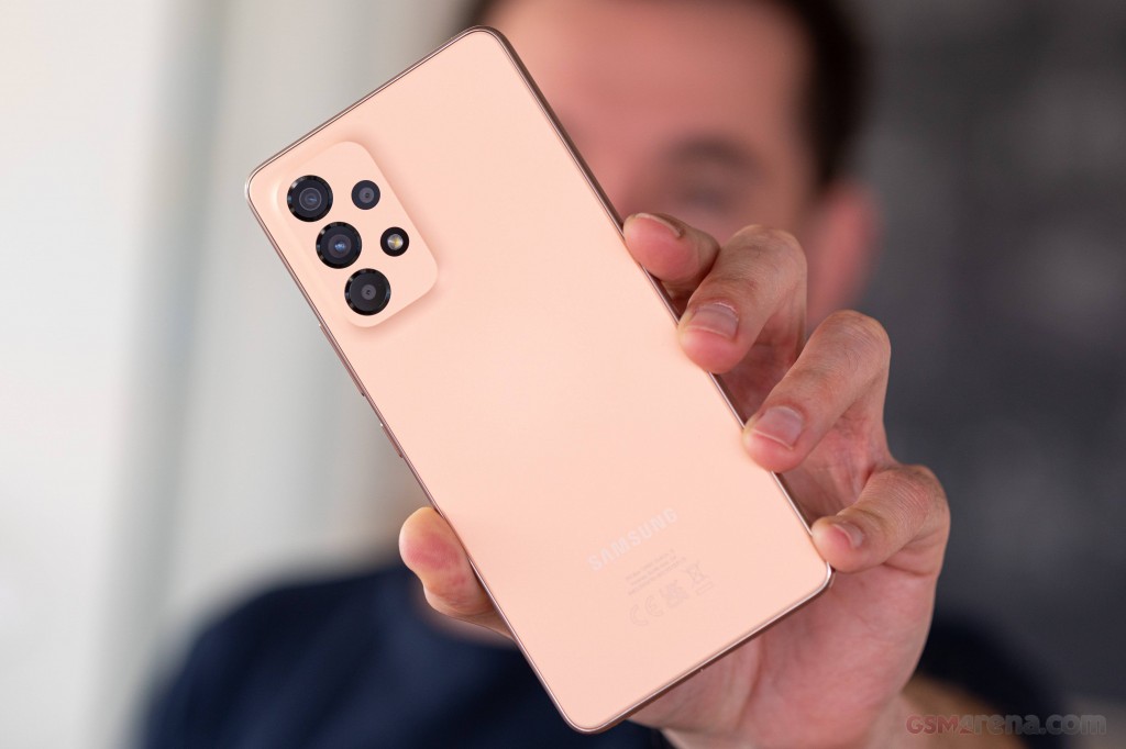 Samsung Galaxy A53 5G hands-on photo 13