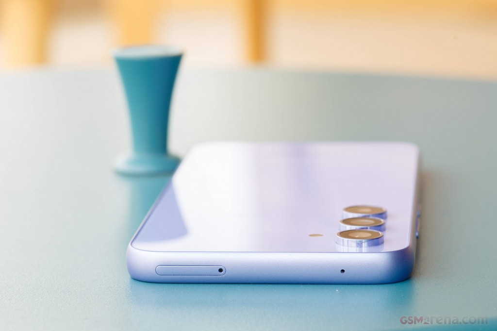 Samsung Galaxy A54 hands-on photo 9