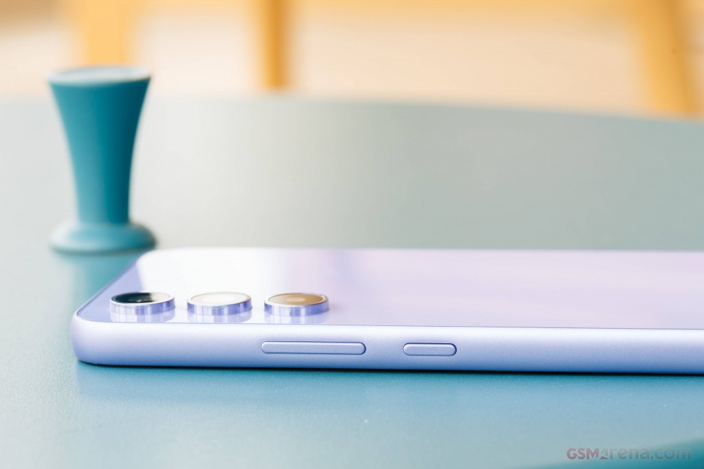 Samsung Galaxy A54 hands-on photo 12