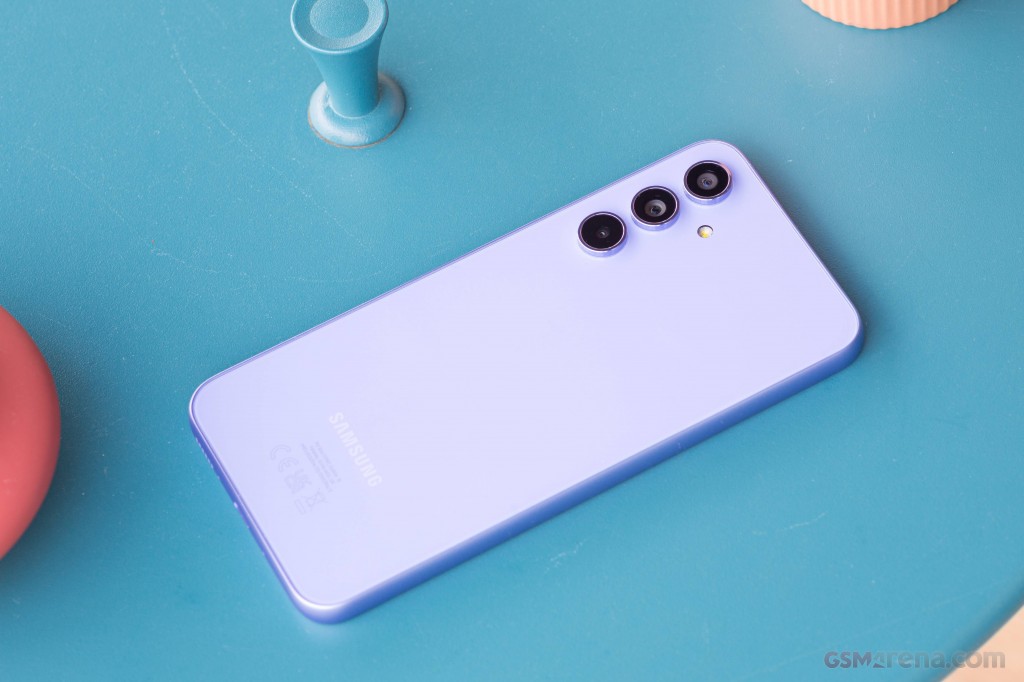 Samsung Galaxy A54 hands-on photo 13