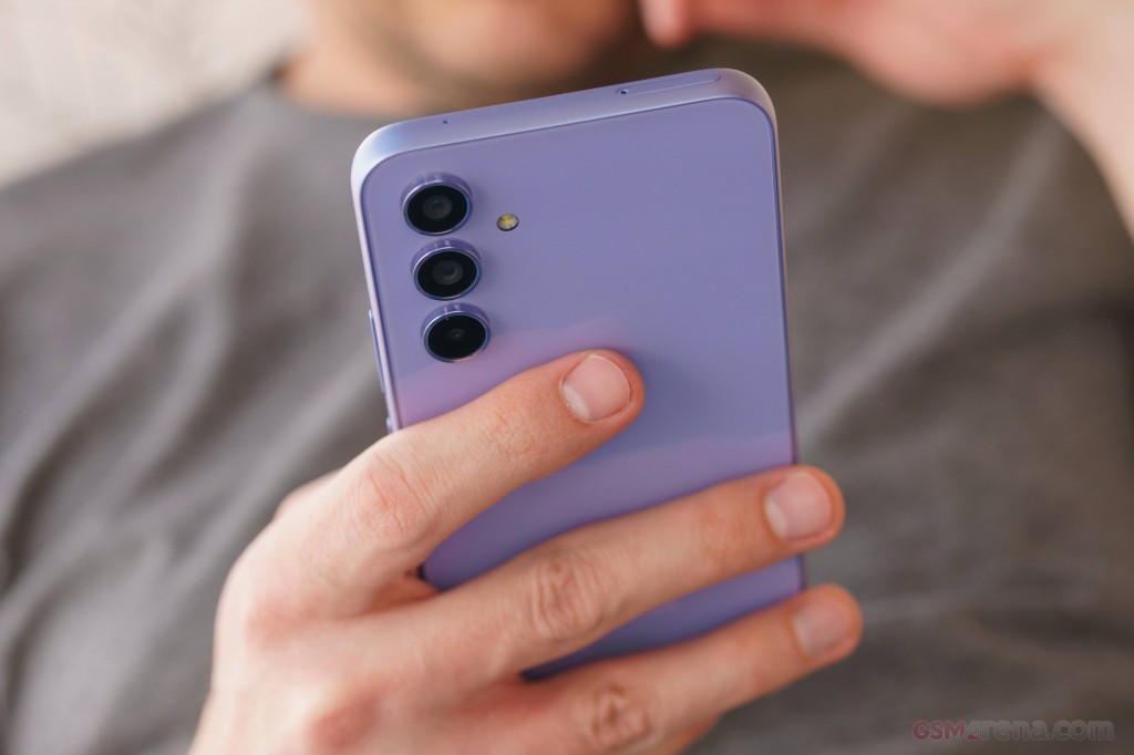 Samsung Galaxy A54 hands-on photo 19