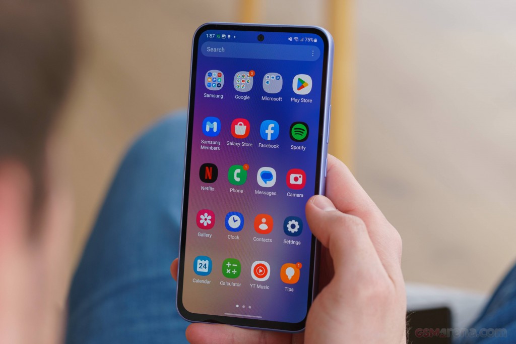 Samsung Galaxy A54 hands-on photo 20