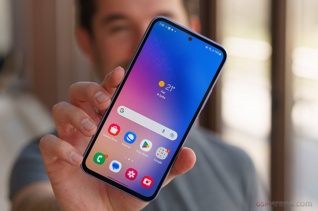 Samsung Galaxy A54 hands-on photo 26