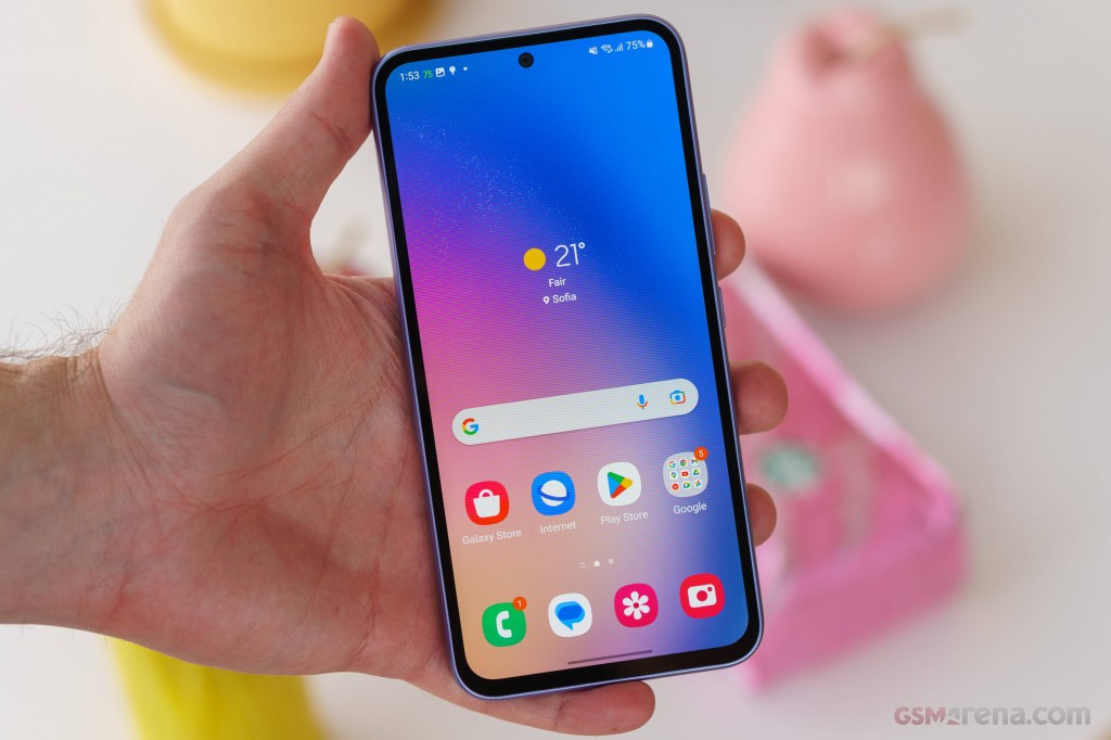Samsung Galaxy A54 hands-on photo 28