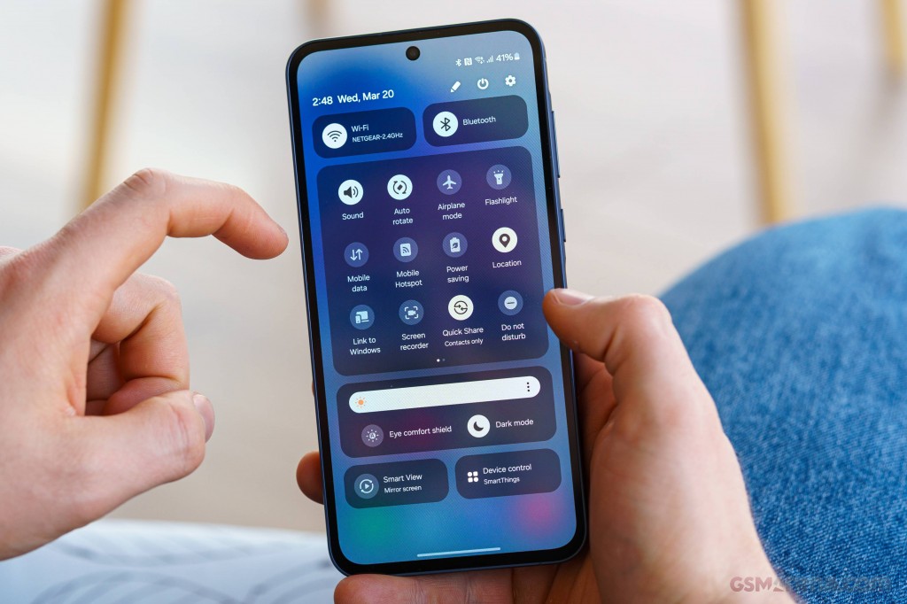 Samsung Galaxy A55 hands-on photo 17