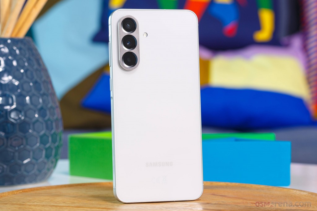 Samsung Galaxy A56 hands-on photo 4
