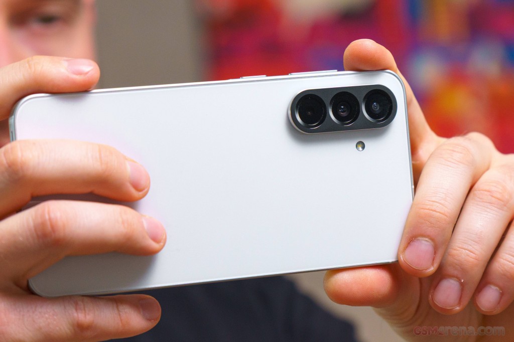 Samsung Galaxy A56 hands-on photo 16