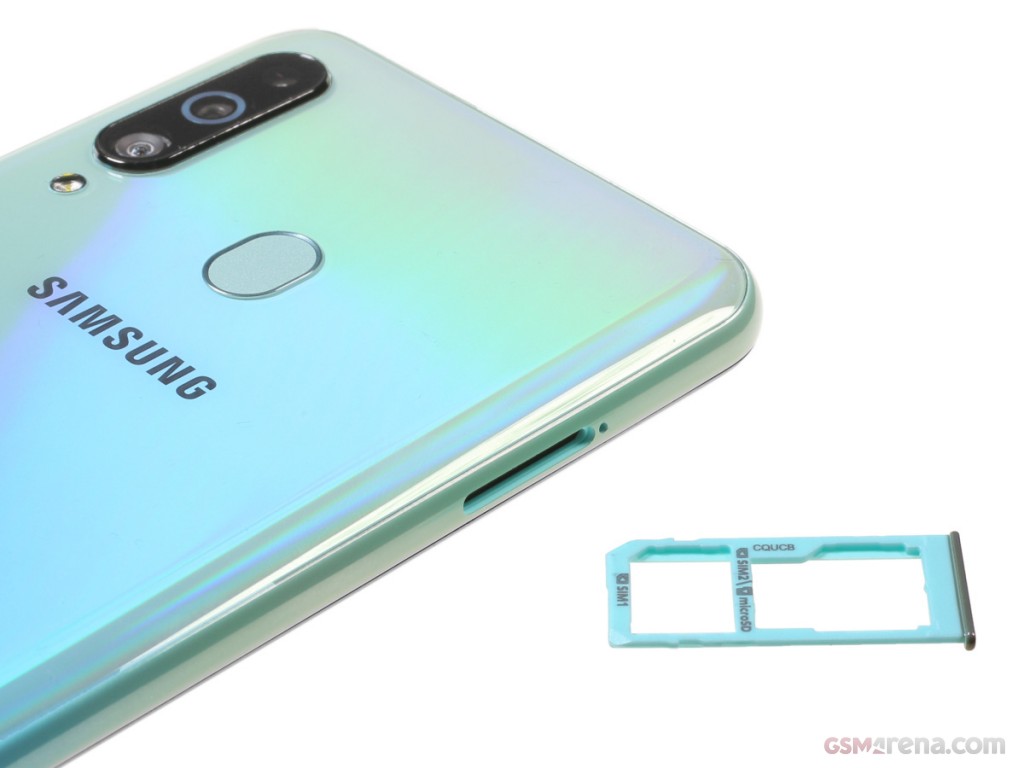 Samsung Galaxy A60 hands-on photo 8