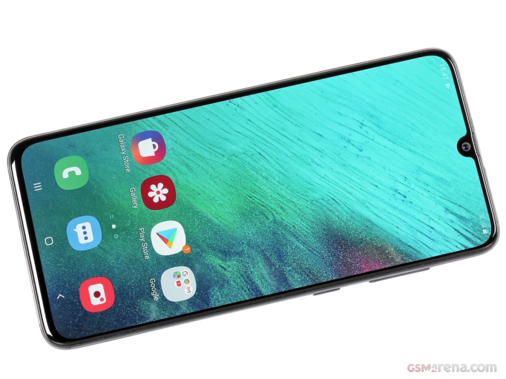 Samsung Galaxy A70 hands-on photo 1
