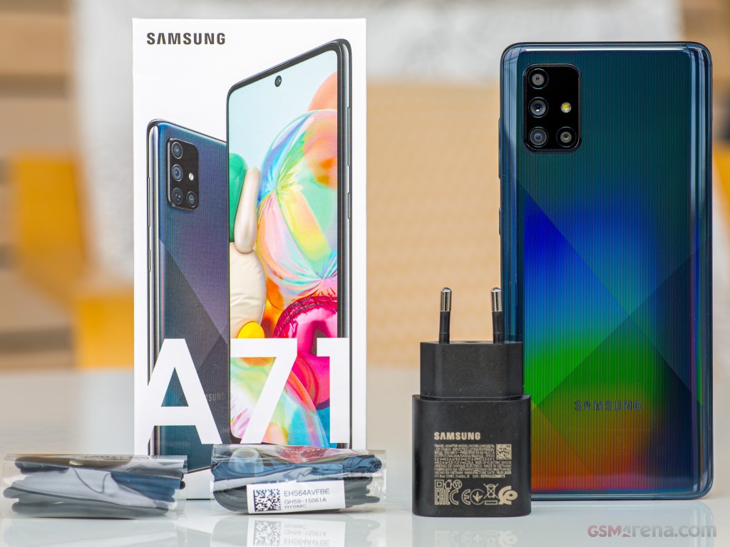 Samsung Galaxy A71 hands-on photo 1
