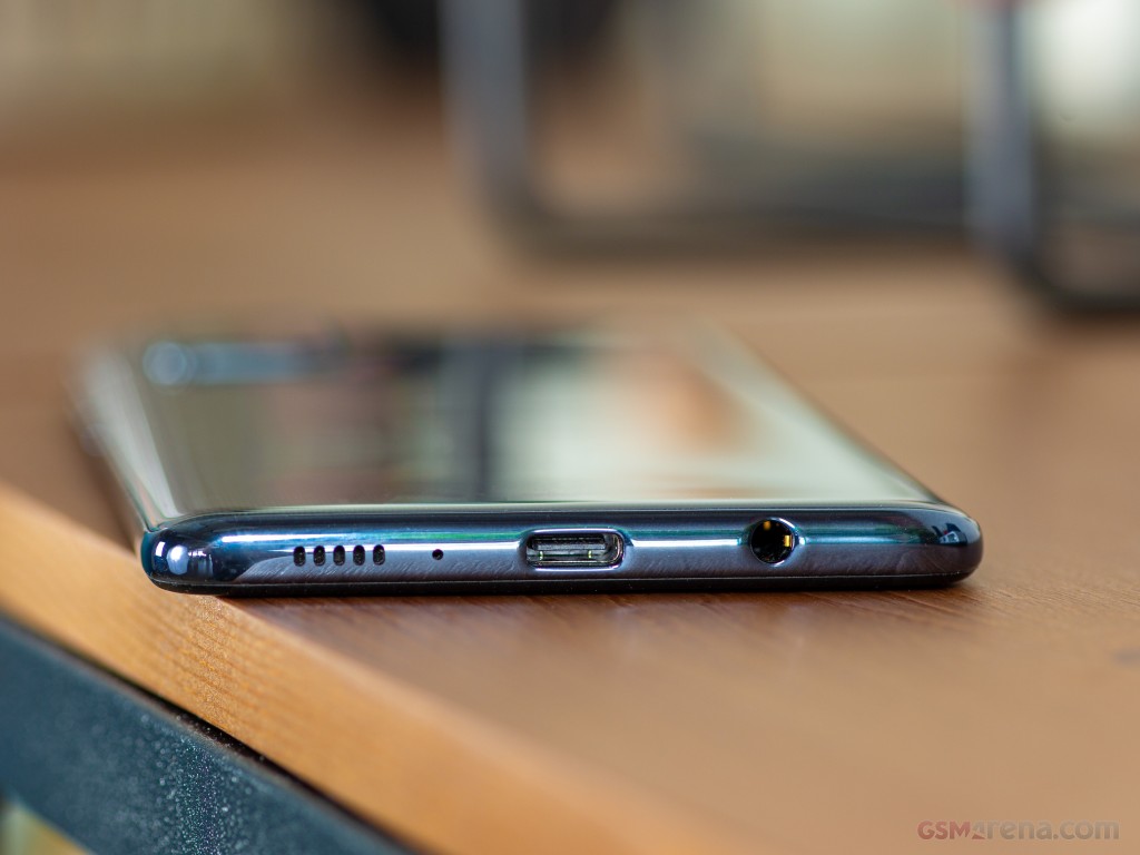 Samsung Galaxy A71 hands-on photo 9