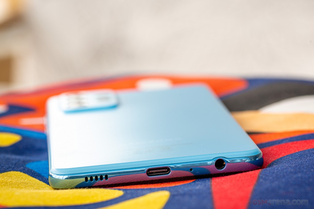 Samsung Galaxy A72 hands-on photo 9
