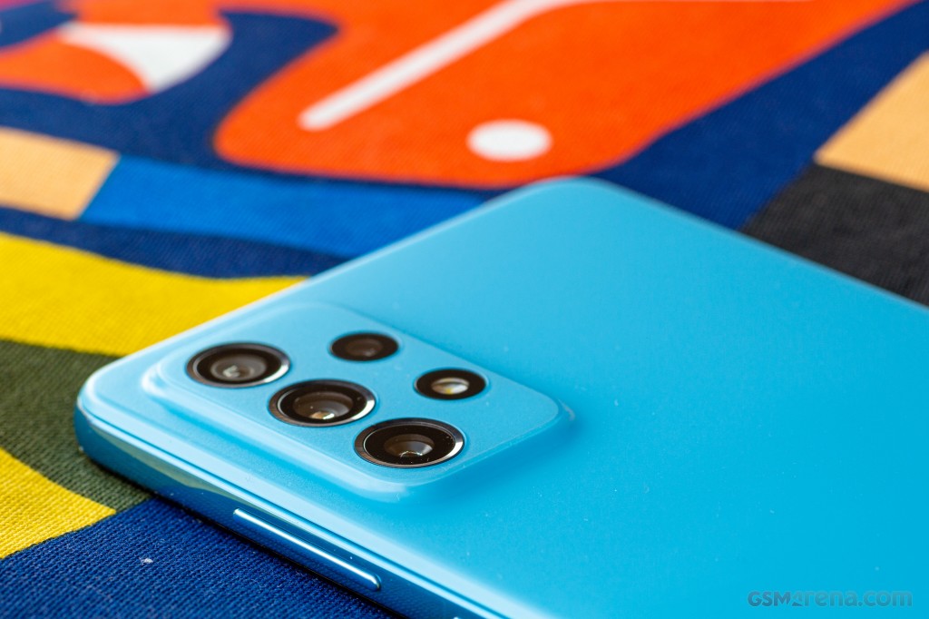 Samsung Galaxy A72 hands-on photo 11