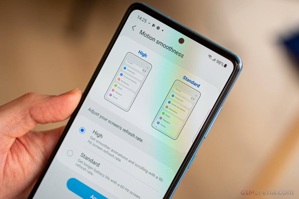 Samsung Galaxy A72 hands-on photo 22