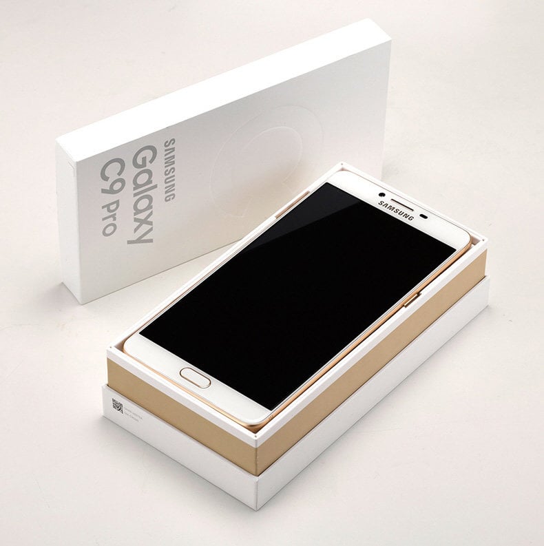 Samsung Galaxy C9 Pro view 14