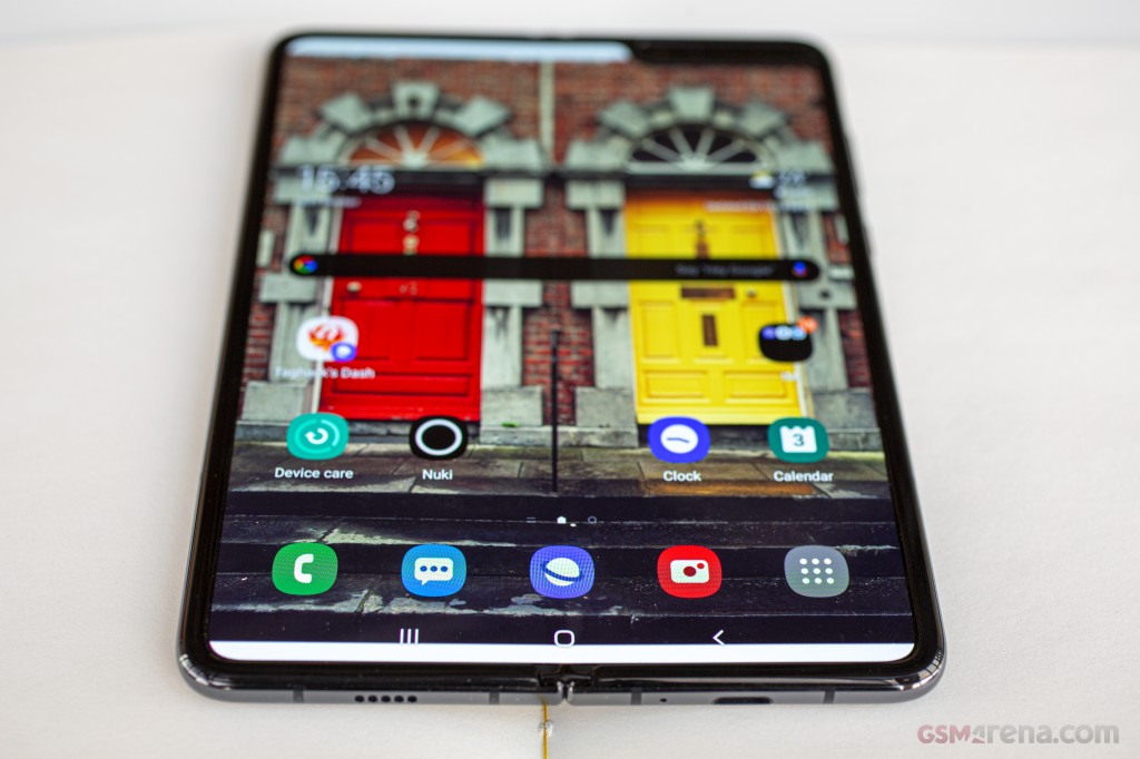 Samsung Galaxy Fold hands-on photo 7