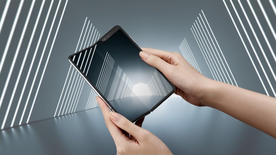 Samsung Galaxy Fold view 19