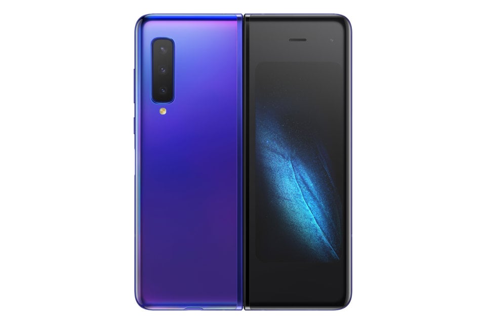 Samsung Galaxy Fold view 32