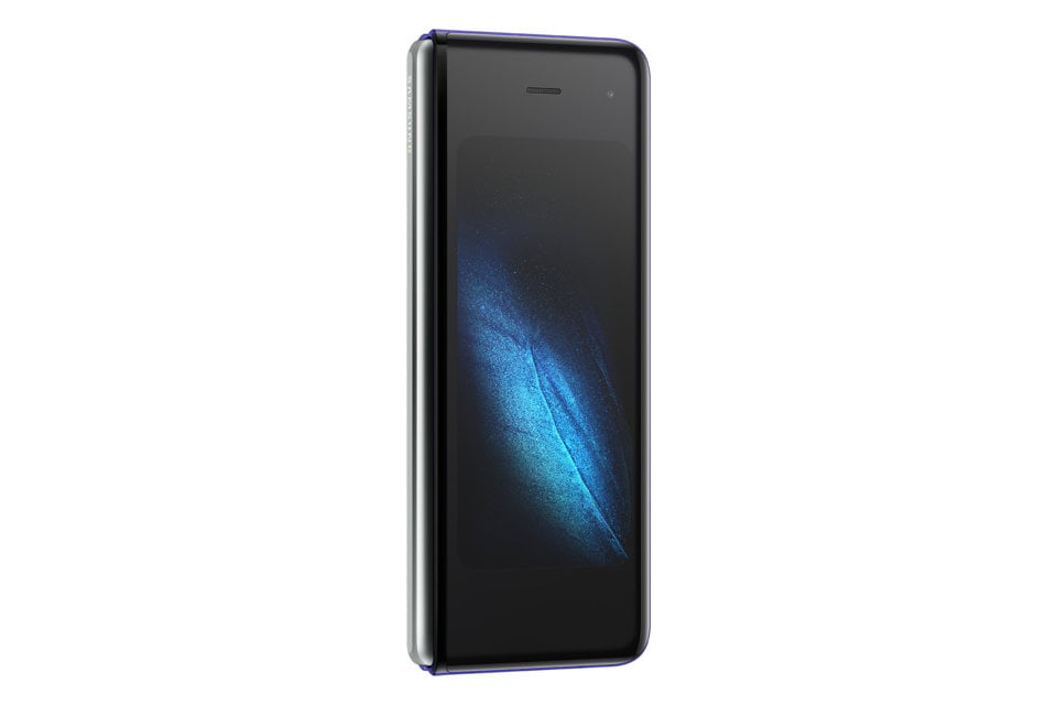 Samsung Galaxy Fold view 40
