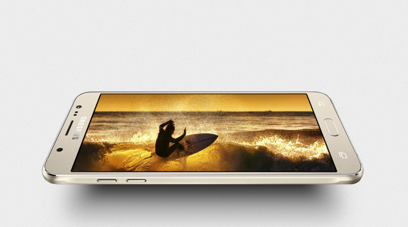 Samsung Galaxy J5 view 13